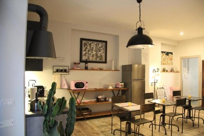 ホテル Industrial Chic House - Private Parking オルヴィエート エクステリア 写真